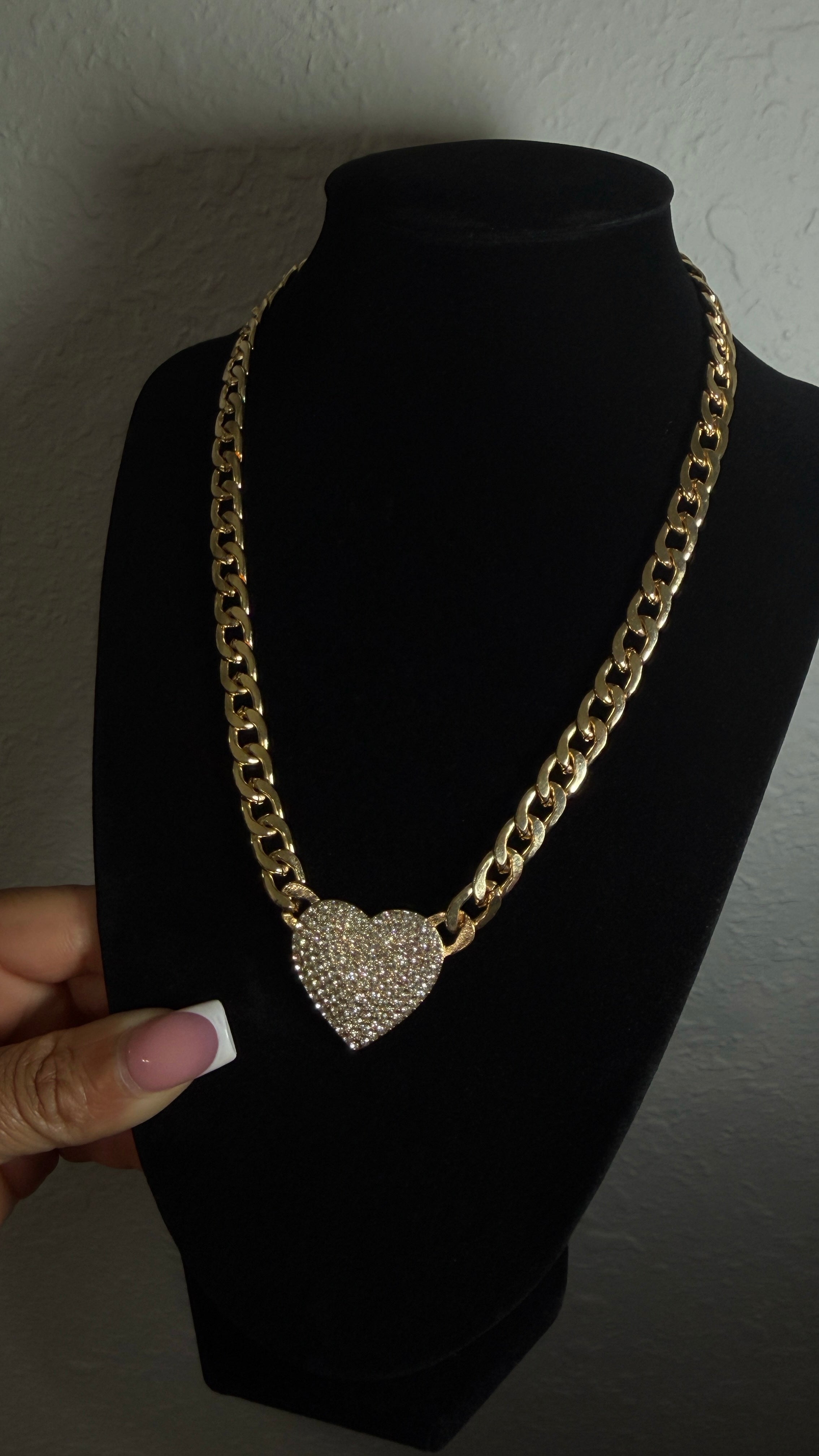 Gxld Heartz Necklace